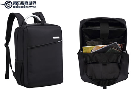 青島海底世界福利背包側面