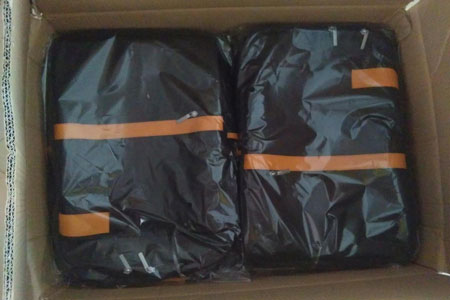 天健水務(wù)員工福利禮品背包正在裝箱