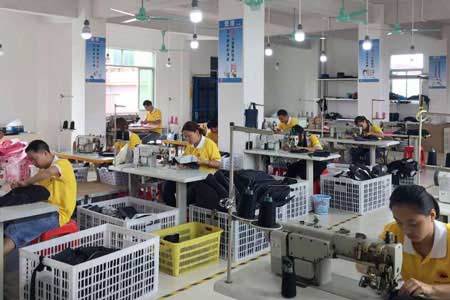 背包定制 廠家報(bào)價(jià)因需求而定