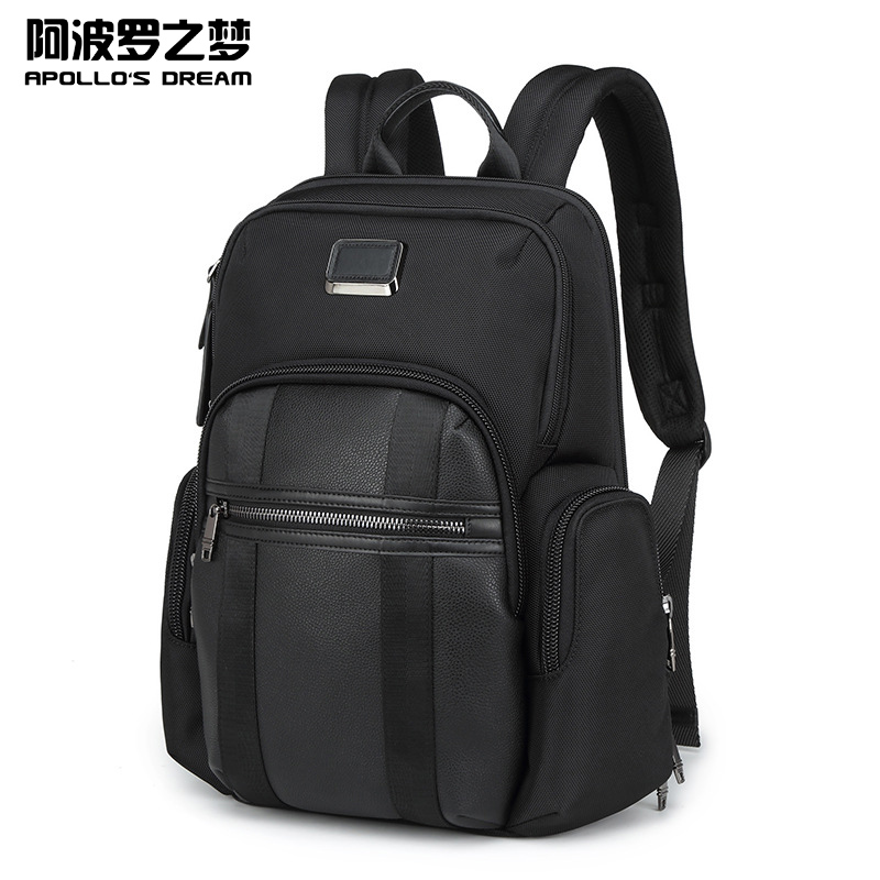 當(dāng)前市面上商務(wù)背包品牌有很多，像新秀麗、TUMI等大品牌背包，就是背包品牌當(dāng)中比較出名也比較深受消費者青睞的。但批量定做商務(wù)背包選擇，品牌知名度高低并不是唯一選擇方式，更多的時候，大家應(yīng)該考慮商務(wù)背包款式、顏色搭配以及功能設(shè)置以及價位等是否適合自身實際需求。因為，品牌背包相對也是有一些問題存在的，比如說：